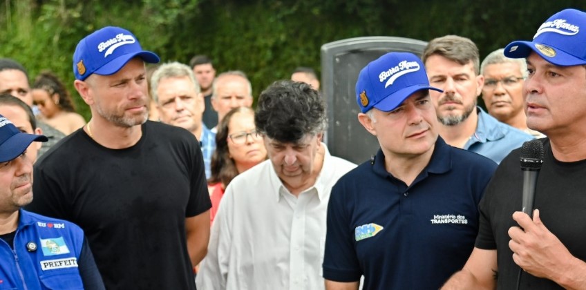 Prefeito de BM recebe ministro Renan Filho e deputado Lindbergh Farias para visita ao viaduto do Barbará